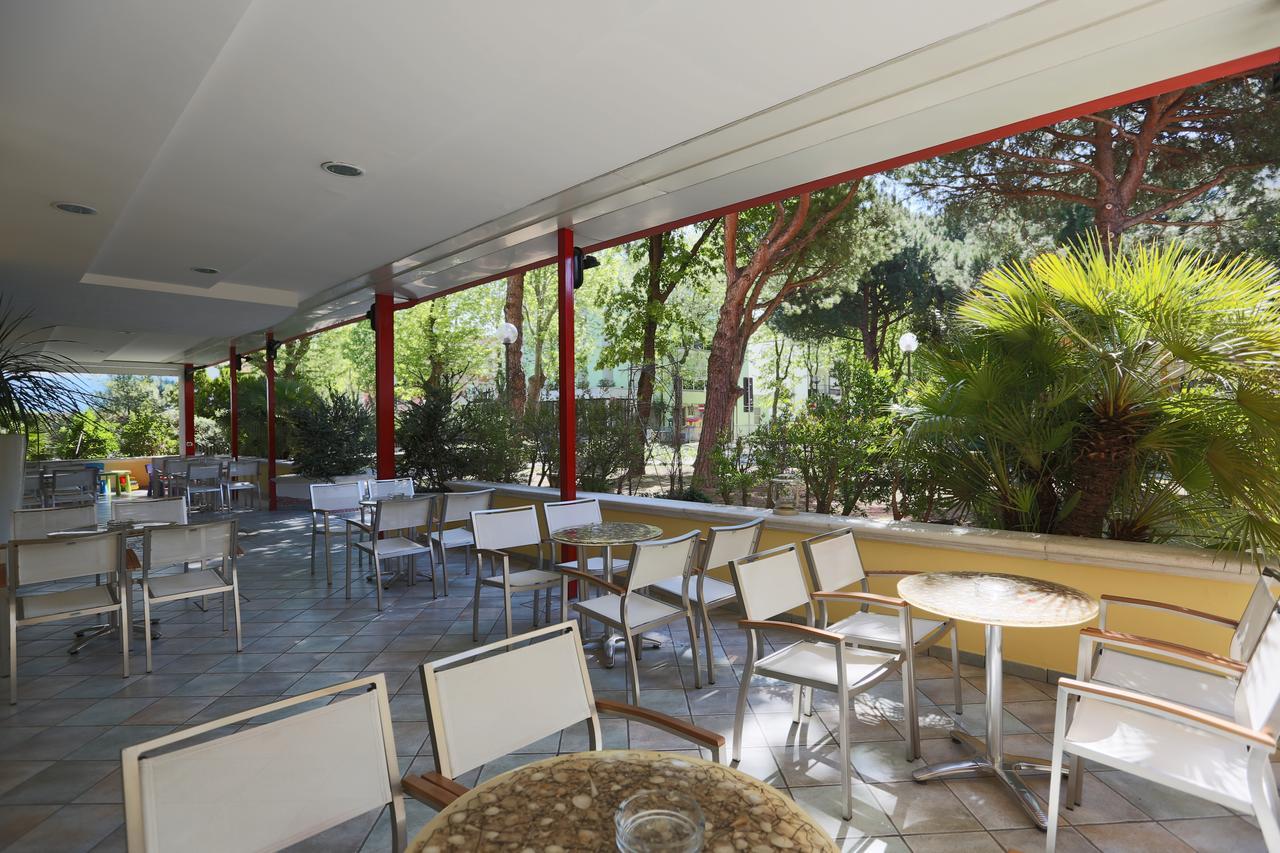 Elisabetta Hotel Cesenatico Kültér fotó